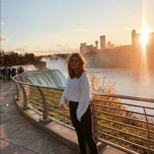 Meet your Posher, Oakley